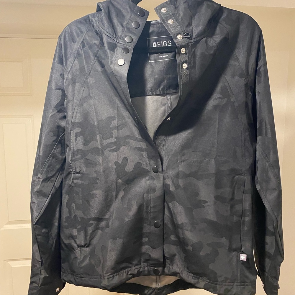 FIGS Rain Jacket